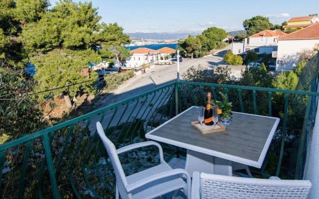 Sandra - Quiet & Close to the Beach - A6