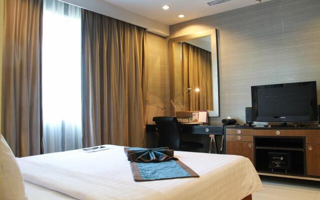 FuramaXclusive Asoke Hotel