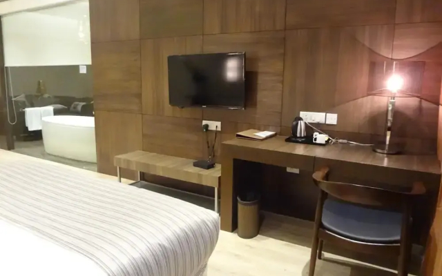Hotel Satkar Grande