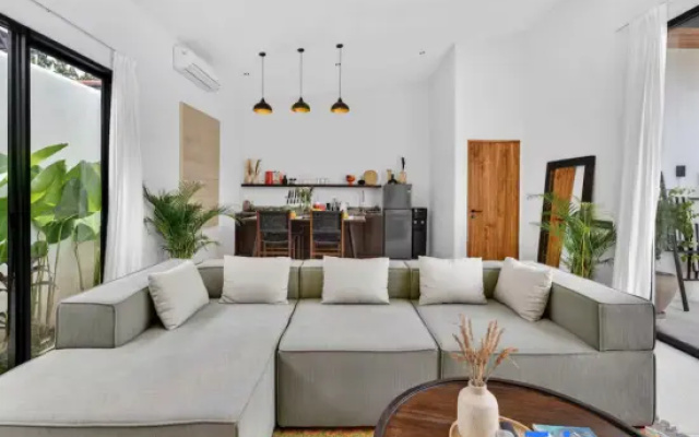 Nusa Loft V9 - 2BR Private Pool In Uluwatu - A Luxury Private Villa By Balinest Villas – Guest Rooms – Ungasan