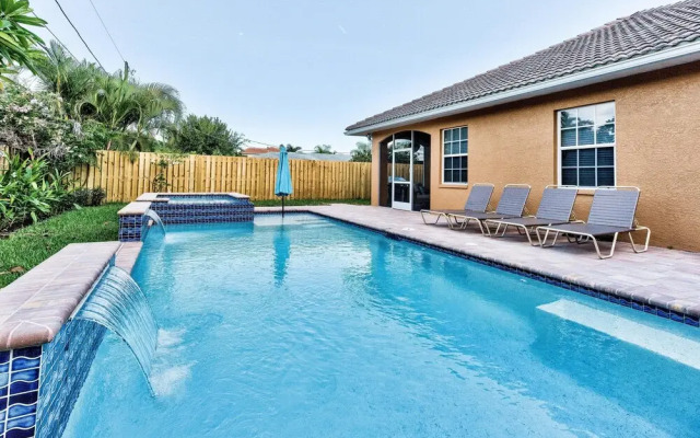 Syracuse 3 Bedroom Home by NFVH