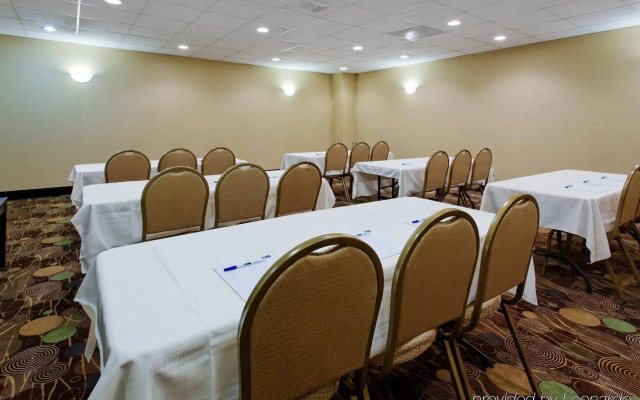 Holiday Inn Express Benicia by IHG