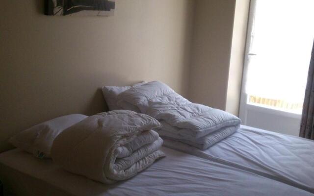 Gîte Moncé-en-Belin, 4 pièces, 6 personnes - FR-1-410-207