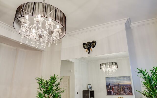 Kings Road Apartment