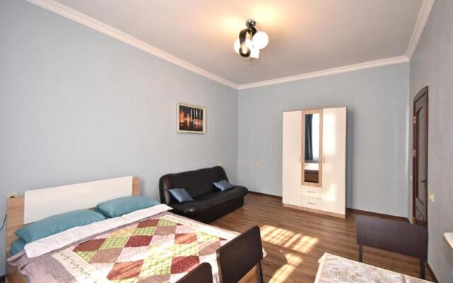 Apartment near Sasundci Davit Metro Station