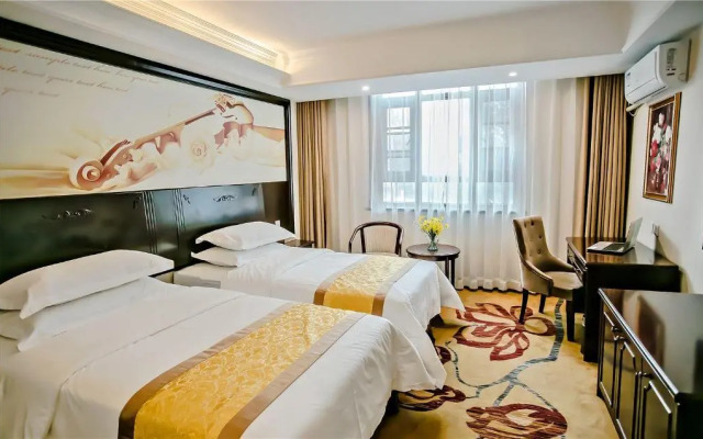 Vienna International Hotel (Beijing Huilongguan Wendu Water City)