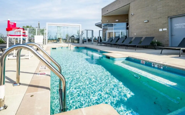 Bluebird Suites near Chevy Chase