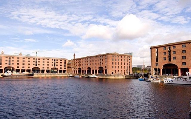 Premier Inn Liverpool City (Albert Dock)