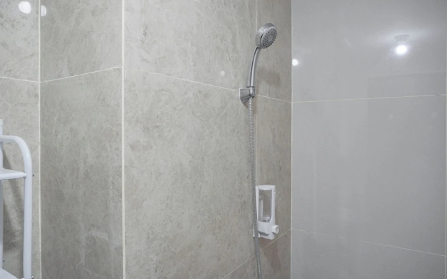 Good Deal And Comfort Stay 2Br Transpark Cibubur Apartment