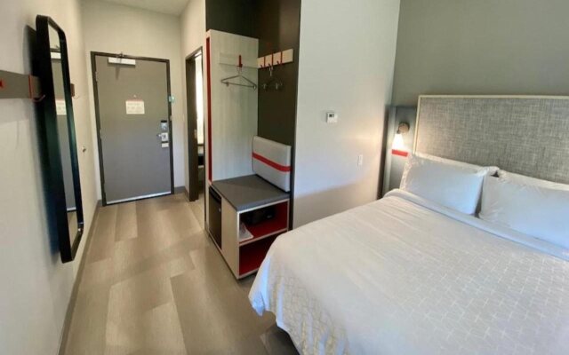 avid hotel Macon North by IHG