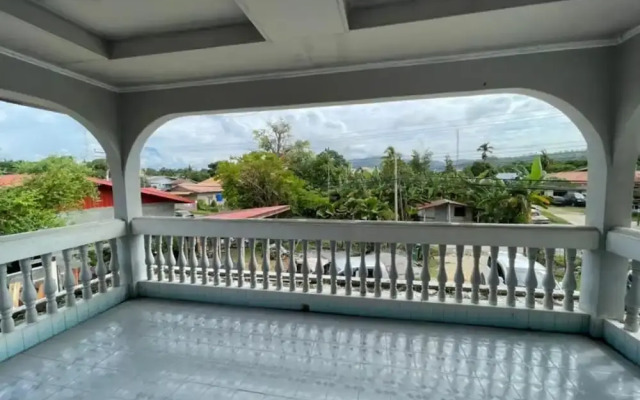 OYO Home 90349 Anique Hoemstay