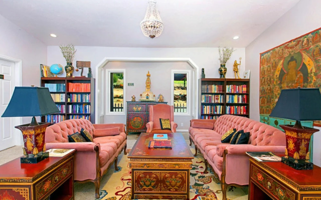 Quiet Mind Mountain Lodge, Retreat and Spa