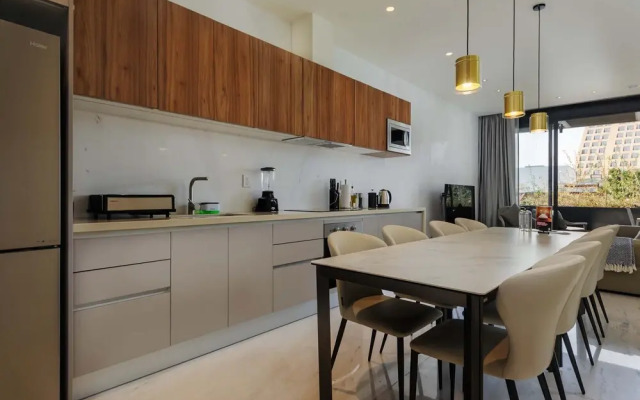 w Prestigious 3BR w Terrace in Polanco