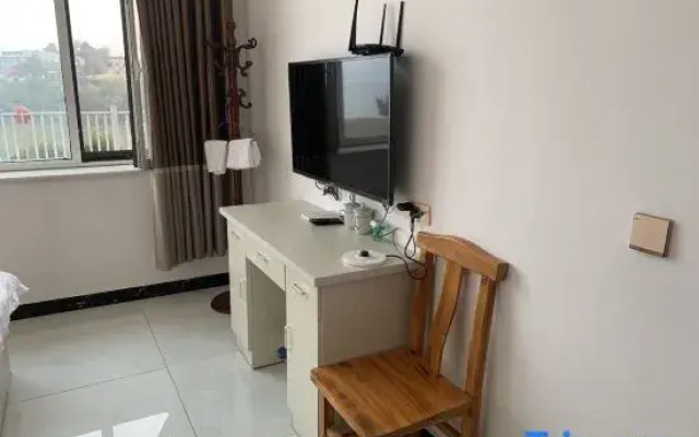Jinghu Homestay