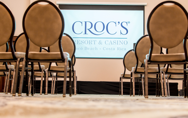 Crocs Resort & Casino