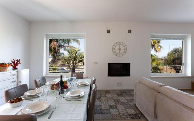 Villa piscina 5 camere 5 bagni spiaggia Ionio m780