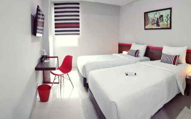 HI Hotel Senen