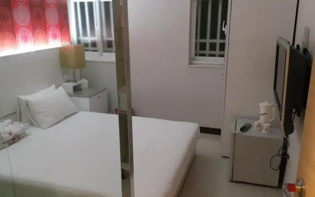Awesome Hotel