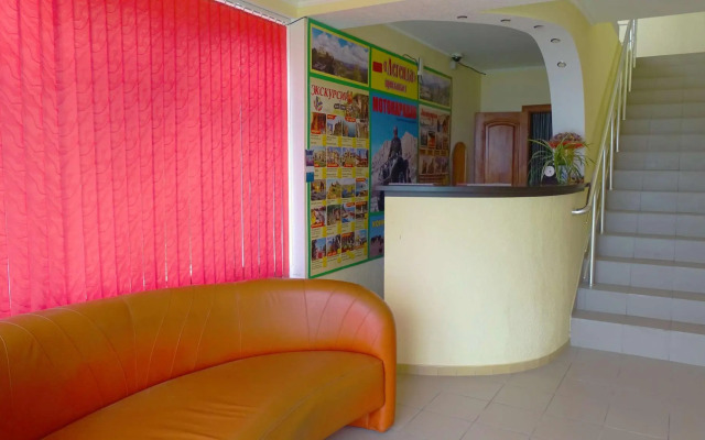 Legenda gostinitsa (Alushta)