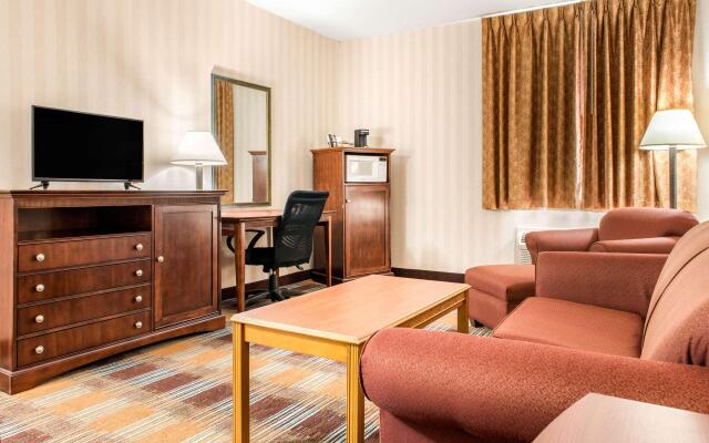 Quality Inn & Suites Miamisburg - Dayton South