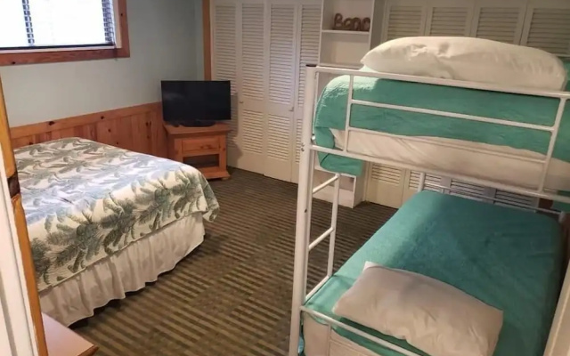 Pelican Bay Resort