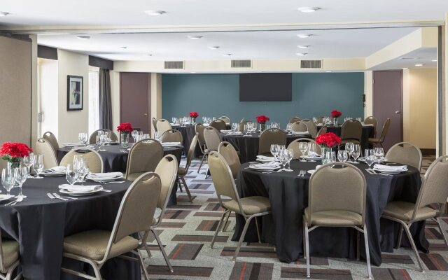 Four Points by Sheraton Buffalo Grove