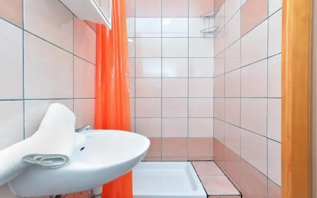 Cozy Apartment With Terrace and BBQ