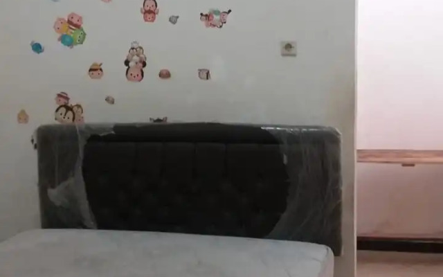 Penginapan Meli by ZUZU