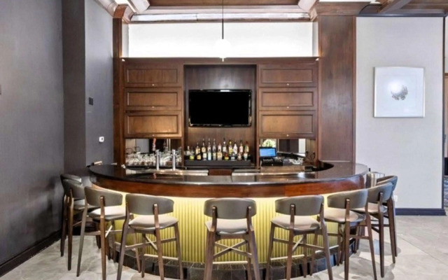 DoubleTree by Hilton South Charlotte Tyvola