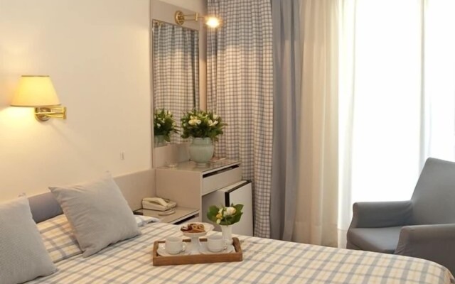 The Park Hotel Piraeus