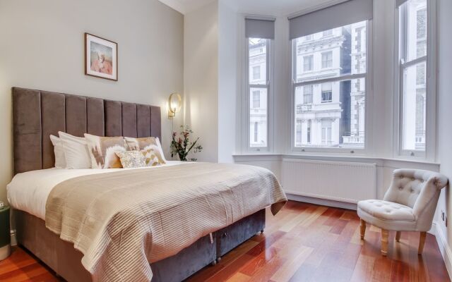 The Lexham Gardens Escape - Central 2BDR with Balcony