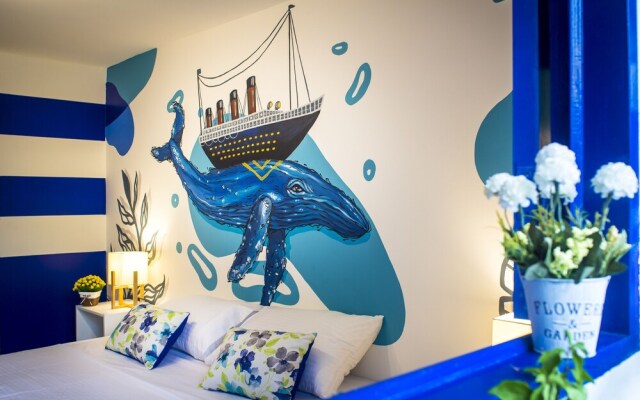 Casa del Puerto Hostel & Suites