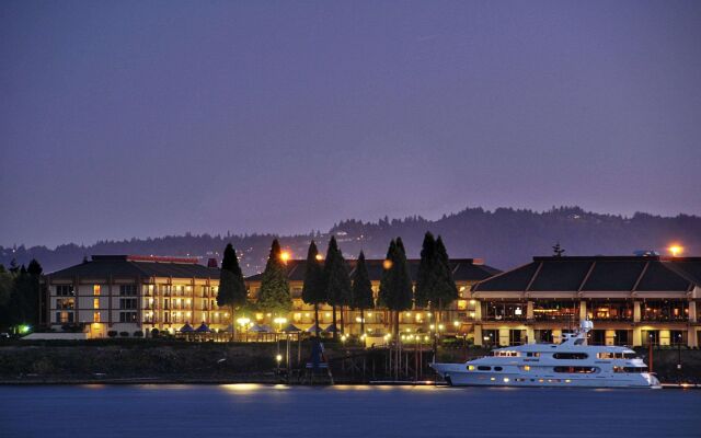 Holiday Inn Portland - Columbia Riverfront by IHG