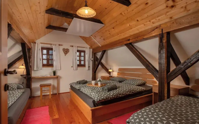 Authentic Wooden House Sleme