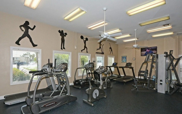 Shoreline 3084 Condo by RedAwning