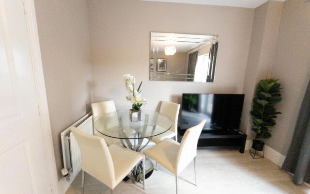 Hewlett Townhouse Addlestone