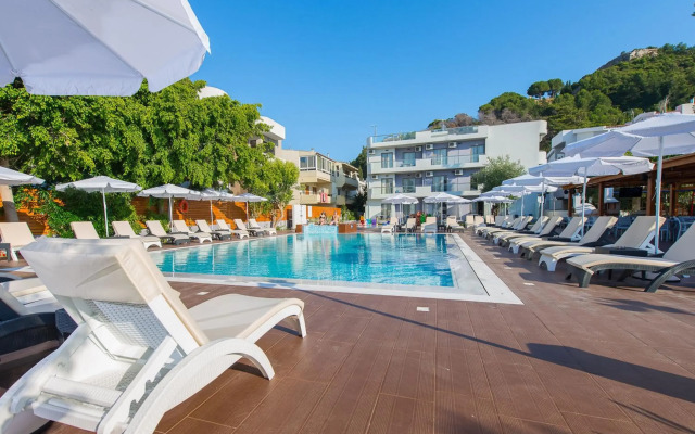 Sunny Days Hotel