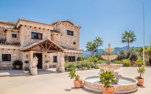 Cubo's Villa Dos Reyes