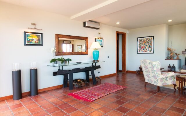 Villa for 10 in Gran Canaria Near Arucas Village