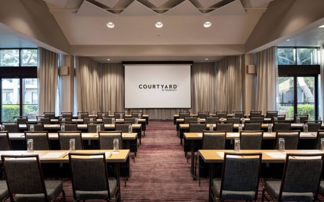 Courtyard San Francisco Airport