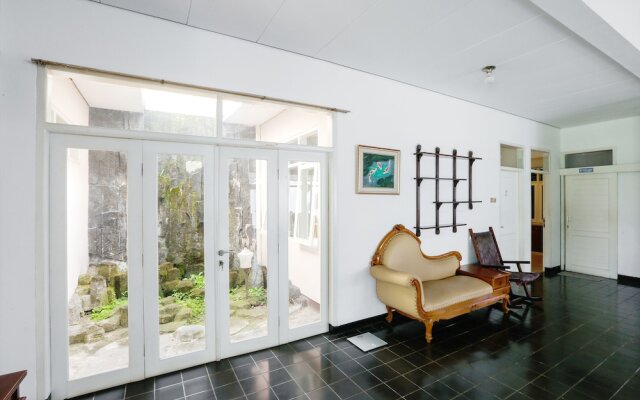 拉维拉谷酒店(Cisitu Valley Villa)