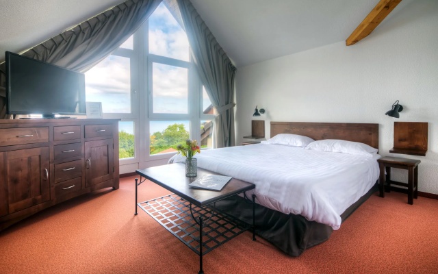 Zenitude Hotel-Residences Les Terrasses du Lac
