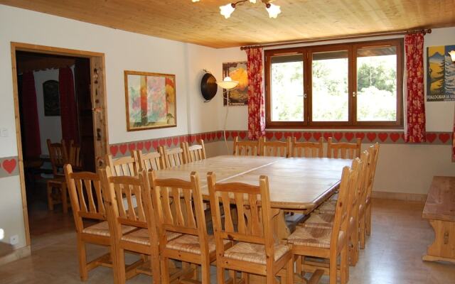 Beautiful Chalet in Champagny-en-vanoise With Sauna