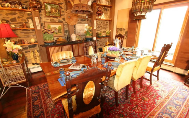 Alpenhof Bed and Breakfast