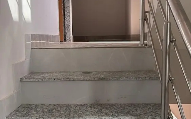 Hotel Darshan Palace - Near Dwarka Railway Station & Shree Dwarkadhish Temple