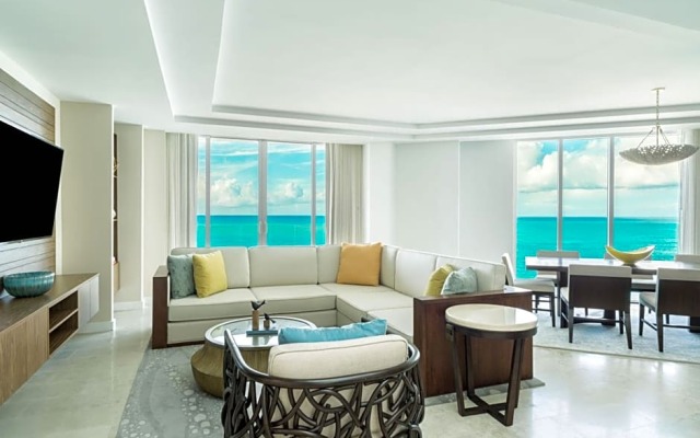 The Ritz-Carlton Residences, Turks & Caicos