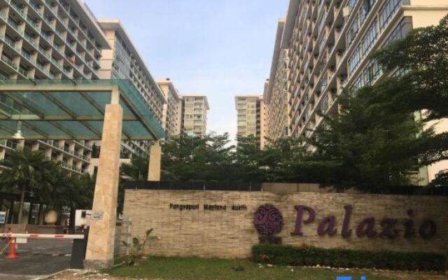 Lake City View Palazio Residn 3Br 2Free by Natol