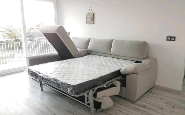 Lovely Beach House with Terrace San Juan Alicante