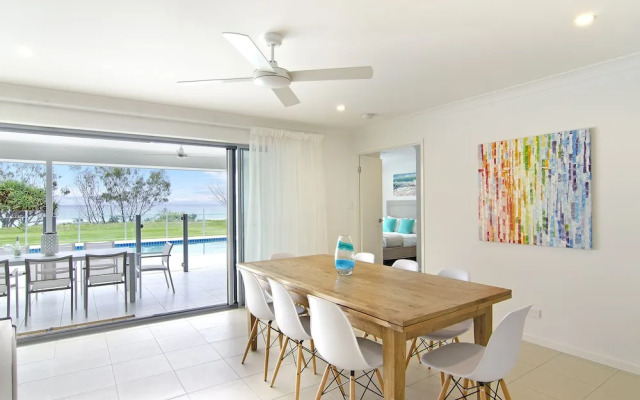 Sentosa at Tugun Beachfront Holiday Home