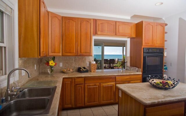 Hale La by West Kauai Lodging